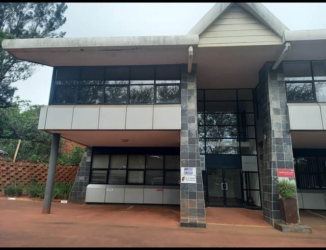 138M² OFFICE TO LET IN BALLITO CENTRAL