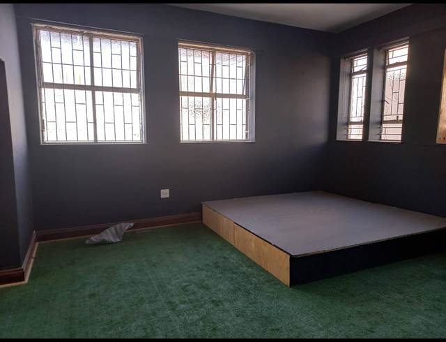 500M² BUSINESS TO LET IN JEPPESTOWN