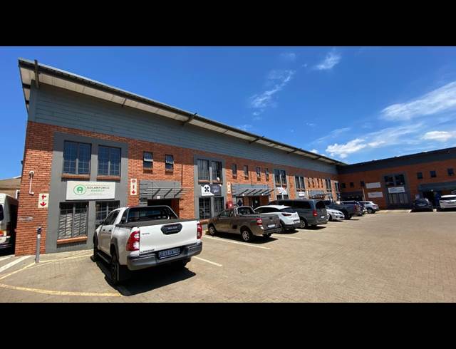 271M² WAREHOUSE TO LET IN HENNOPSPARK
