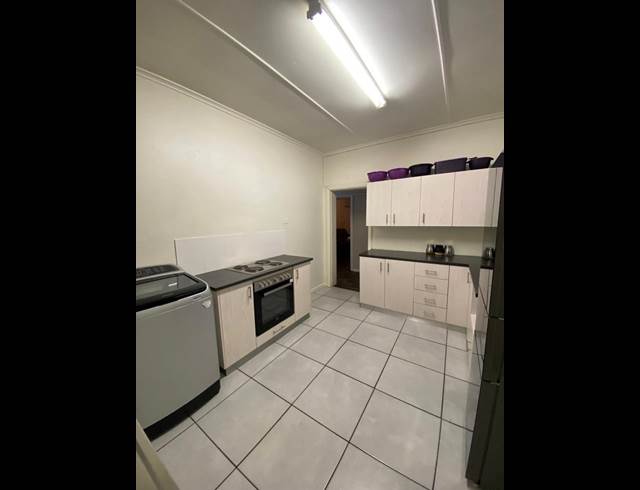 2 bed property to rent in LANGERUG