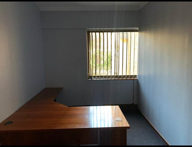 118M² OFFICE TO LET IN BELLVILLE CENTRAL