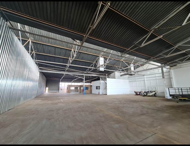 2,110M² WORKSHOP TO LET IN ISANDO