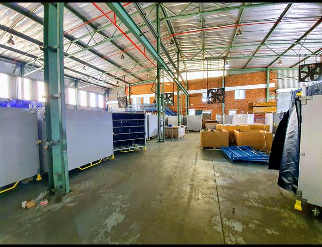 1,471M² WAREHOUSE TO LET IN PROSPECTON INDUSTRIAL