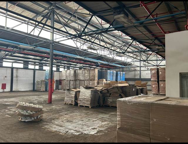17,000M² WAREHOUSE TO LET IN ANDERBOLT