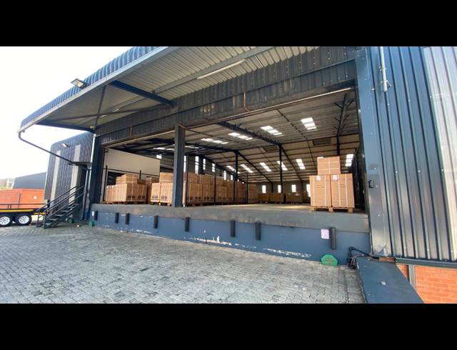 1,200M² WAREHOUSE TO LET IN SUNDERLAND RIDGE