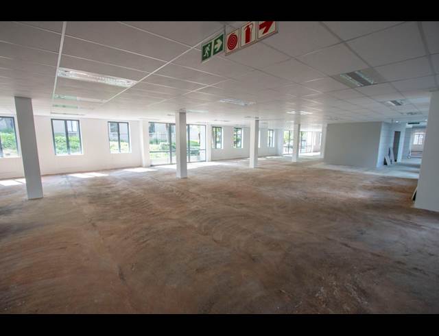 2,272M² OFFICE TO LET IN SIMBA