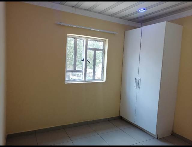 1 bed property to rent in WINCHESTER HILLS