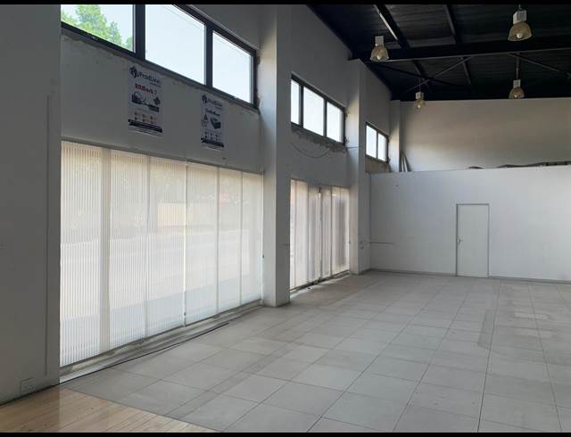 800M² OFFICE TO LET IN BOKSBURG NORTH