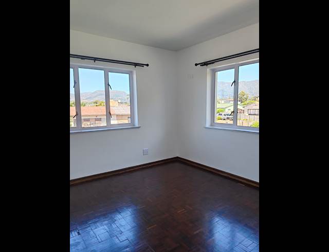 2 bed property to rent in PLUMSTEAD