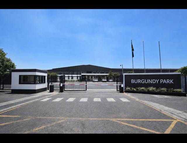 8,000M² WAREHOUSE TO LET IN PAARL CENTRAL