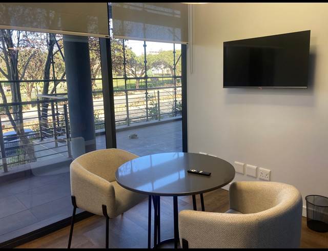441.30M² OFFICE TO LET IN BRYANSTON