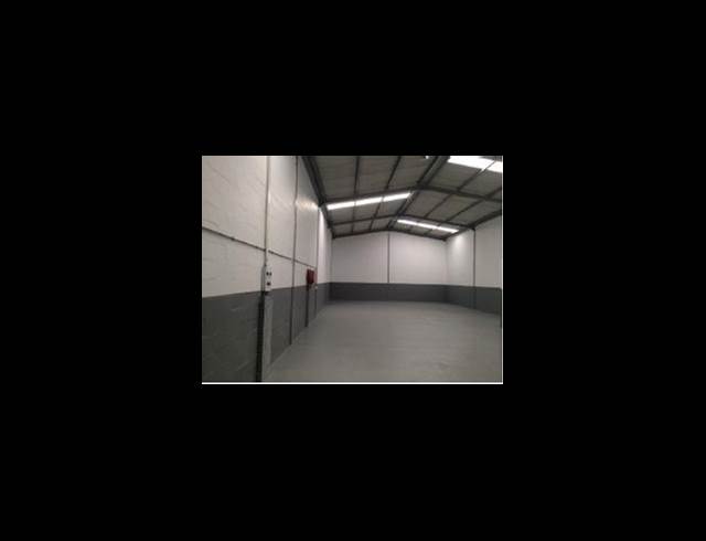 275M² WAREHOUSE RENTED IN AIRPORT INDUSTRIA