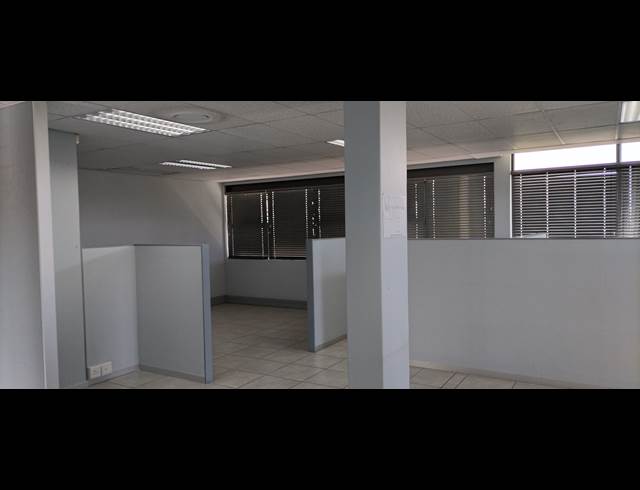 168M² OFFICE TO LET IN NELSPRUIT EXT 2