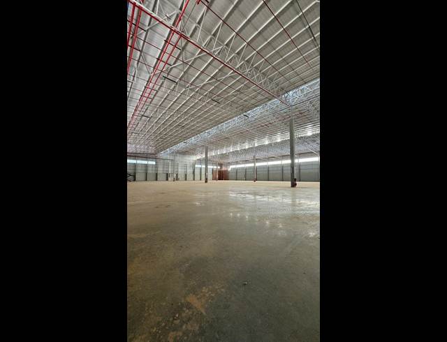 18,742M² WAREHOUSE TO LET IN LOUWLARDIA