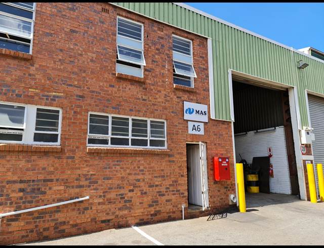 265M² WAREHOUSE RENTED IN WADEVILLE
