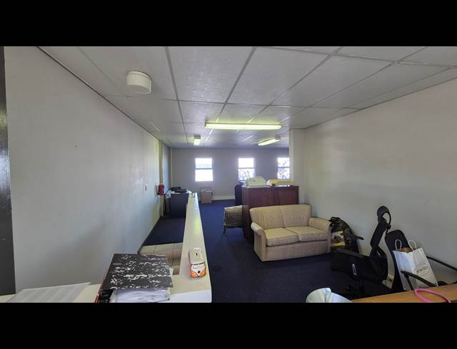 663M² WAREHOUSE TO LET IN CAPRICORN