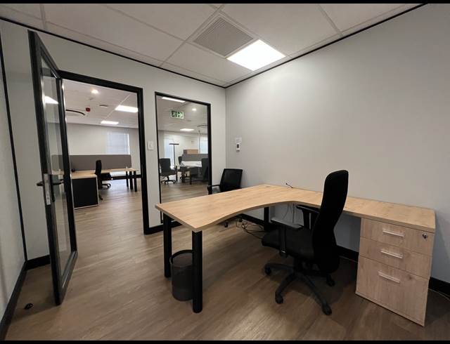 246M² OFFICE TO LET IN CENTURION CENTRAL