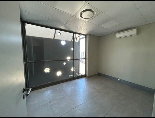 443M² BUSINESS TO LET IN BRACKENFELL INDUSTRIAL