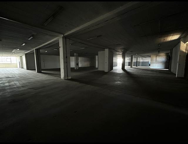 1,620M² WAREHOUSE TO LET IN WYNBERG