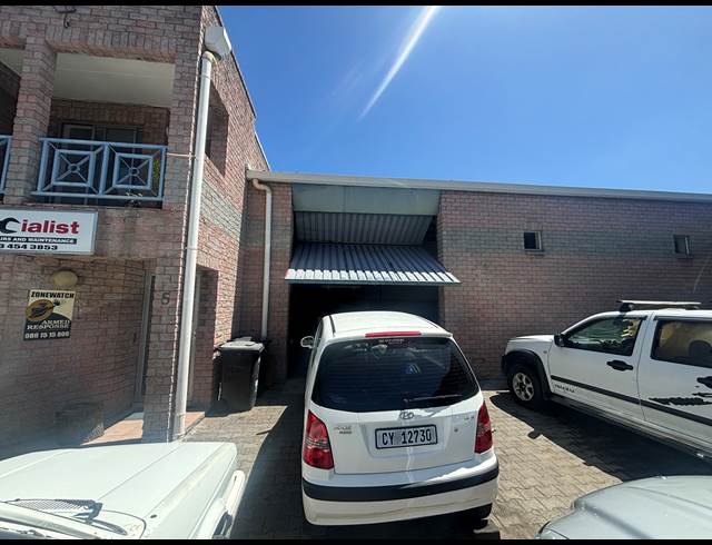 186M² WORKSHOP TO LET IN STIKLAND