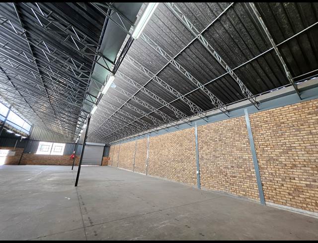 517M² WAREHOUSE TO LET IN ROSSLYN