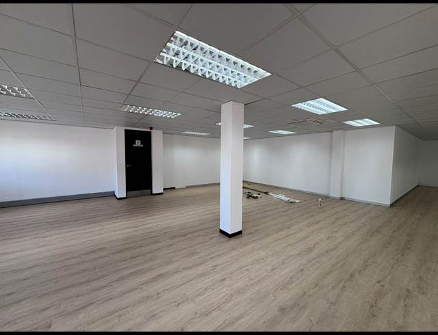 254M² OFFICE TO LET IN TYGER VALLEY