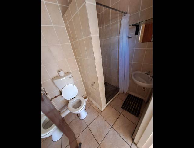 1 bed property to rent in MEIRINGS PARK