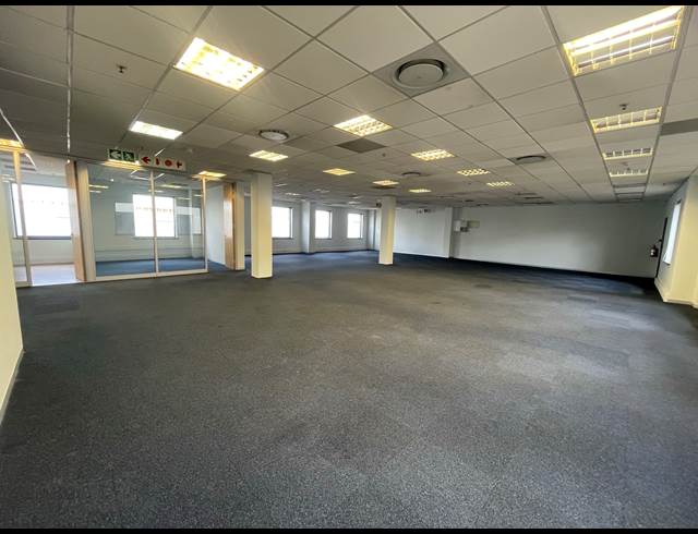 332M² OFFICE TO LET IN ROSEBANK