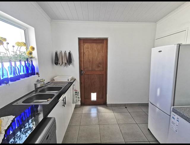 3 BEDROOM HOUSE TO LET IN DWARSKERSBOS