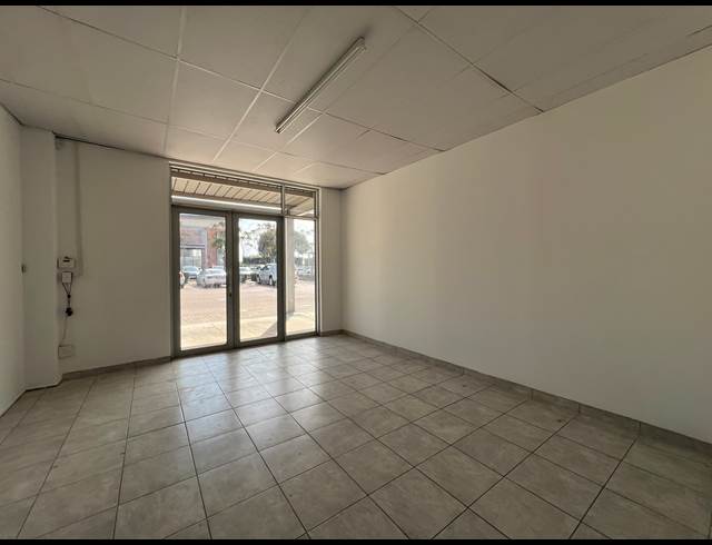 209M² WAREHOUSE TO LET IN HIGHVELD