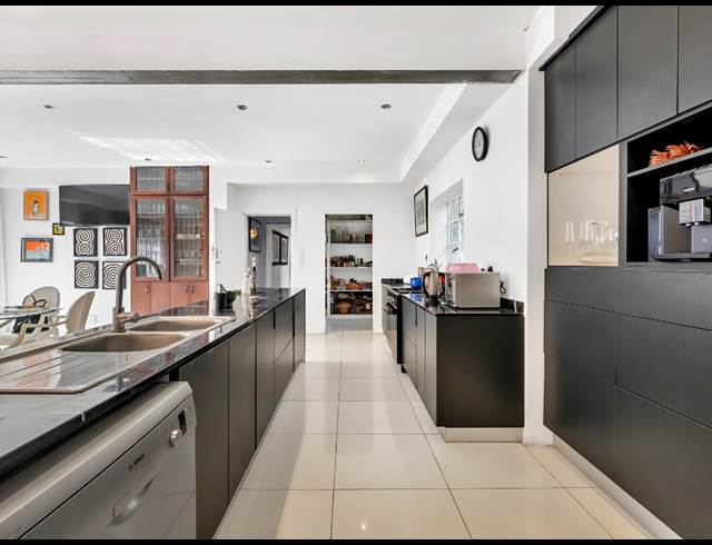 3 BEDROOM FREESTANDING TO LET IN PARKTOWN