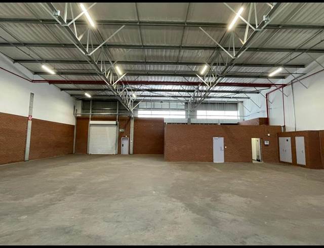 INDUSTRIAL PROPERTY TO RENT IN ECO PARK ESTATE