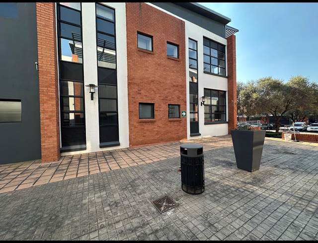 148.40M² OFFICE TO LET IN HIGHVELD TECHNOPARK