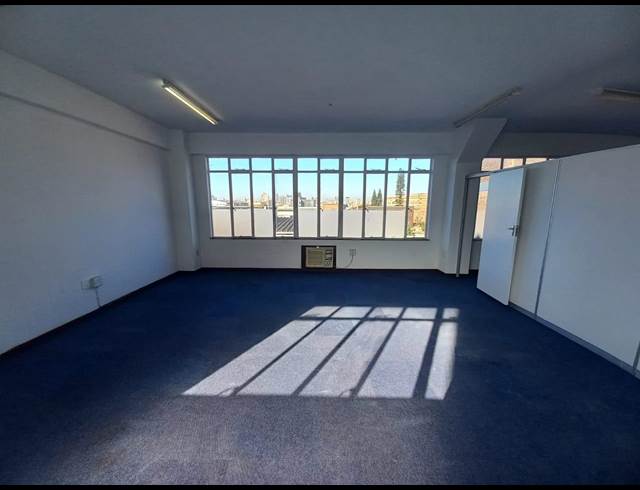 115M² BUSINESS TO LET IN GREYVILLE
