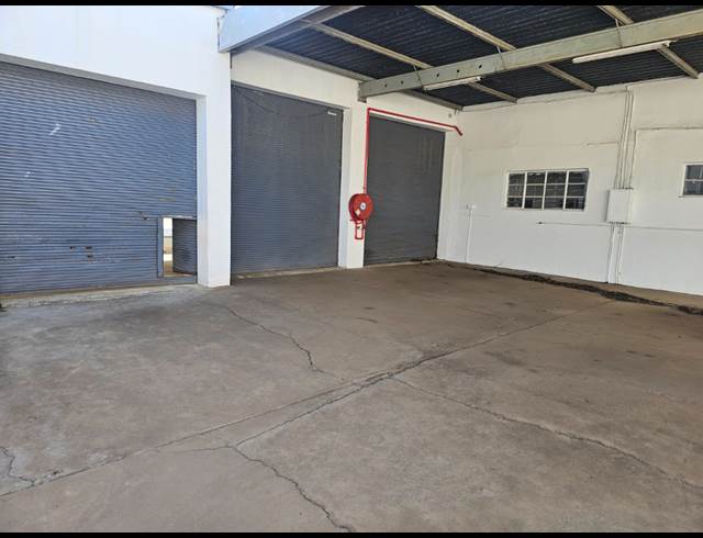 640M² BUSINESS TO LET IN NORTH RIDING