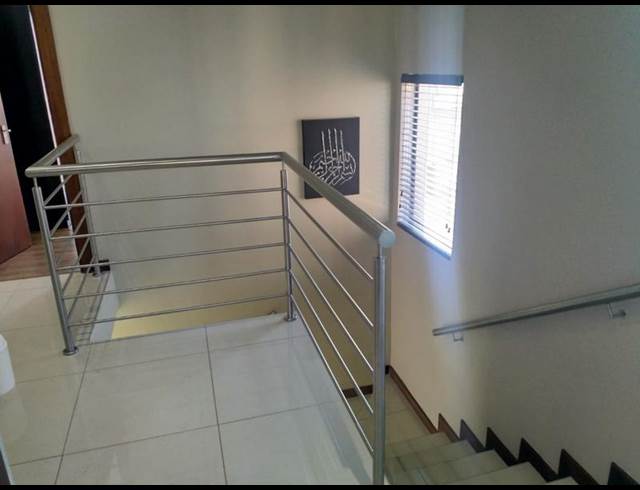 3 BEDROOM PROPERTY TO RENT IN RASLOUW GARDENS