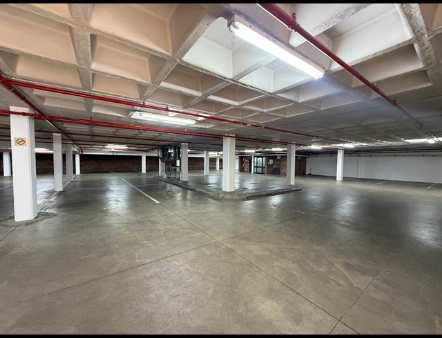 4,810M² BUILDING TO LET IN FERNDALE