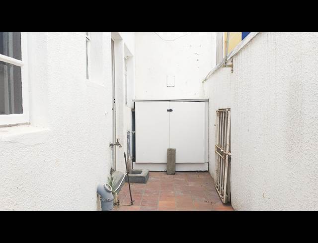 2 bed property to rent in SCHOTSCHE KLOOF