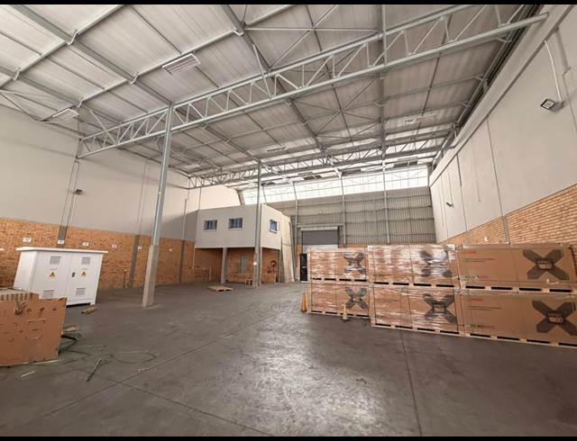 677M² WAREHOUSE TO LET IN LINBRO PARK