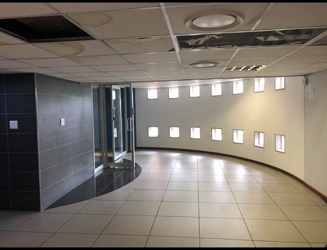 73M² MEDICAL SUITE TO LET IN NELSPRUIT CENTRAL