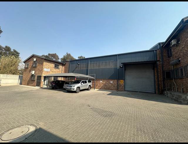 550M² WAREHOUSE TO LET IN MOREHILL