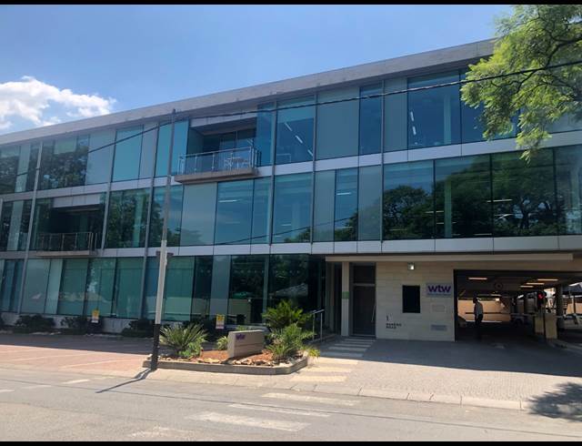 881M² OFFICE TO LET IN ILLOVO