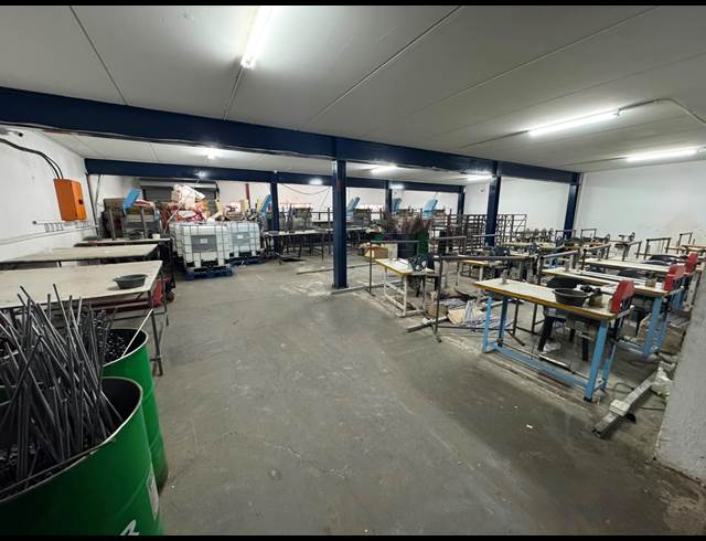 678M² WAREHOUSE TO LET IN CROWN