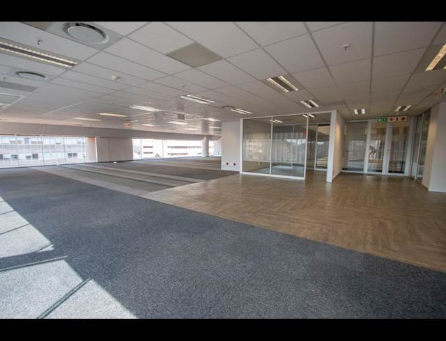 1,971M² OFFICE TO LET IN SANDTON CENTRAL