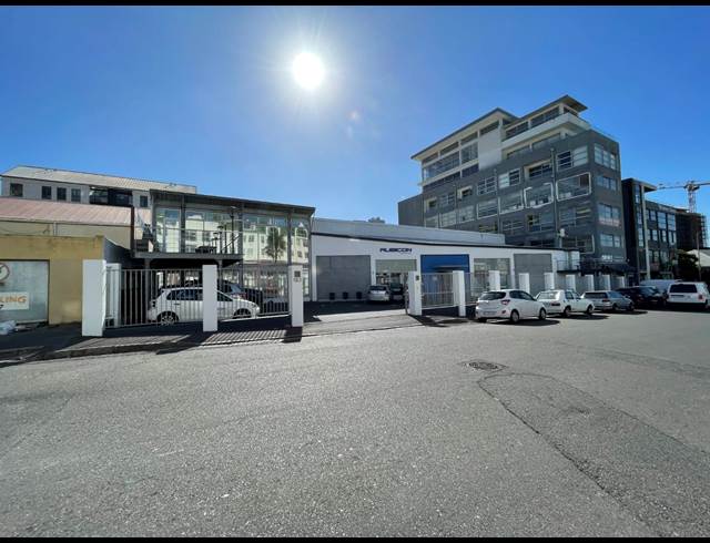760M² BUILDING TO LET IN GARDENS