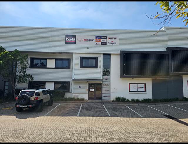 1,545M² FACTORY TO LET IN LANSERIA