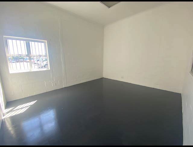 200M² WAREHOUSE TO LET IN MILNERTON CENTRAL