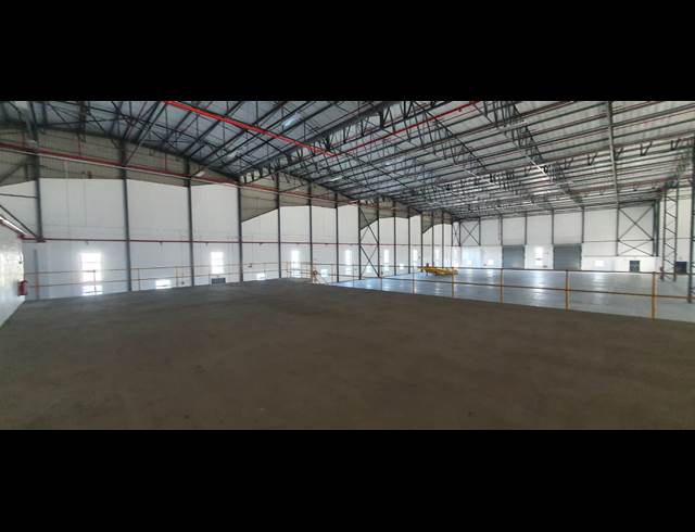 6,420M² WAREHOUSE TO LET IN AIRPORT INDUSTRIA