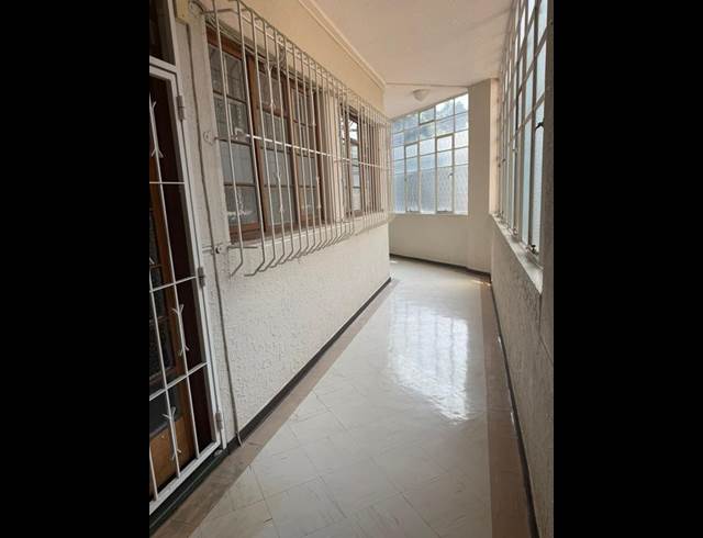 2 BEDROOM PROPERTY TO RENT IN HOUGHTON