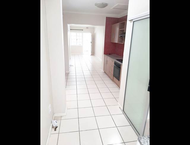 2 bed property to rent in SCHOTSCHE KLOOF
